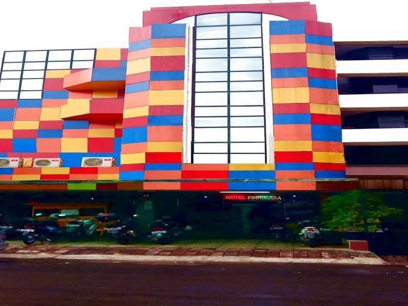 Hotel Pinangsia Jakarta Exteriör bild