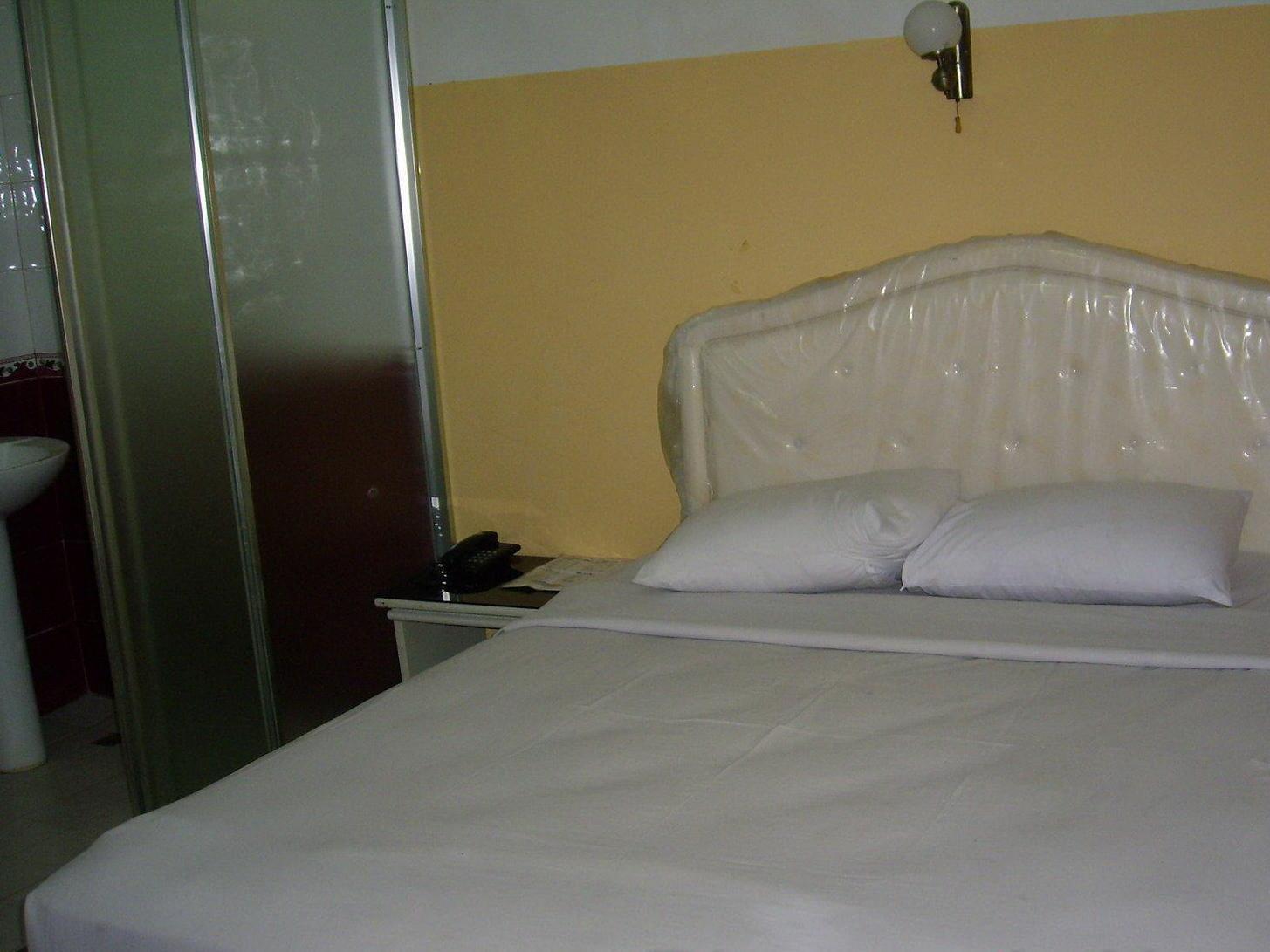 Hotel Pinangsia Jakarta Exteriör bild