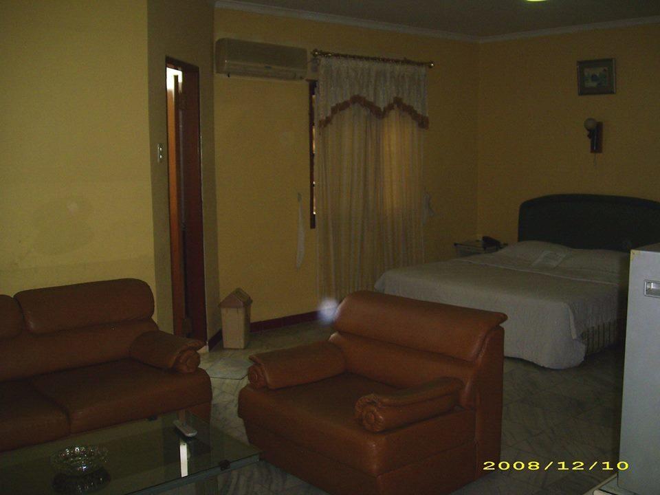 Hotel Pinangsia Jakarta Exteriör bild