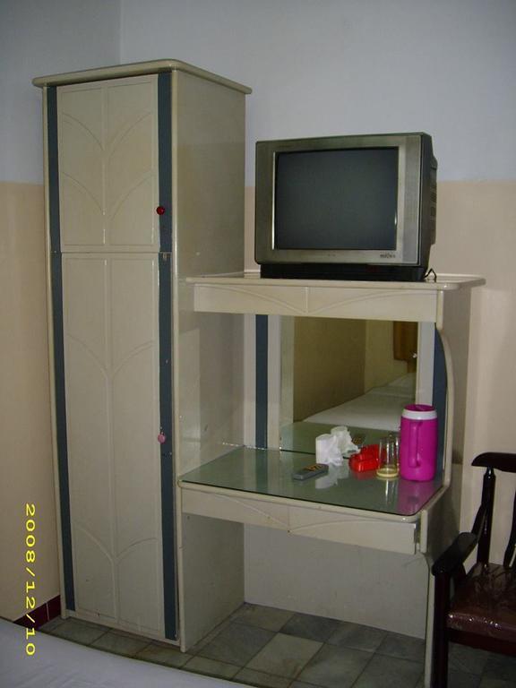 Hotel Pinangsia Jakarta Exteriör bild
