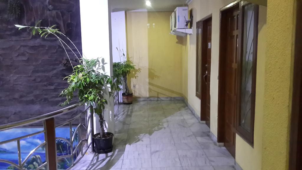 Hotel Pinangsia Jakarta Exteriör bild